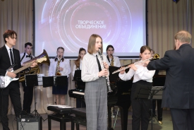 Лицейский оркестр "Серебряные трубы" стал победителем конкурса-фестиваля "Дивный остров"!